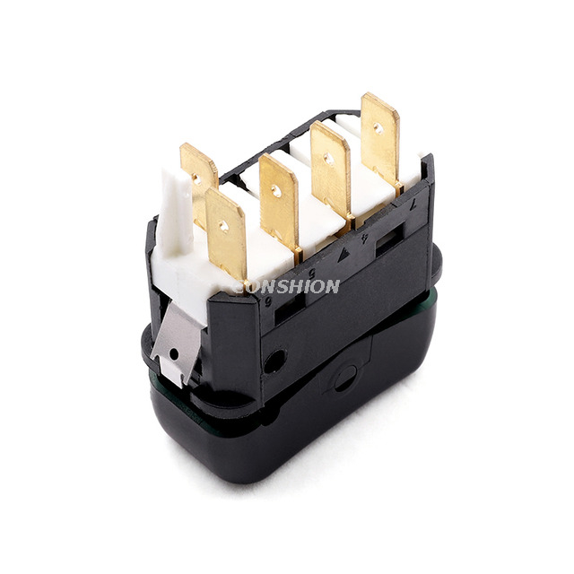 6012011024006 Switch de roqueiro 24V para Benz