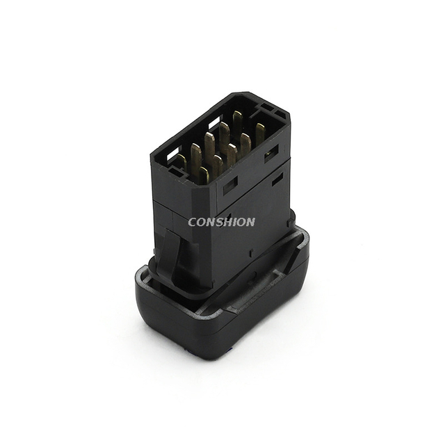 £5.3709.011-290/пкл2.15.38.24 Switch de liberação do tronco - para Lada Ural Next