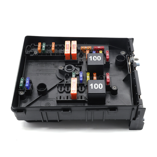  1K0937125D Caixa de fusíveis de carro - Proteção elétrica aprimorada